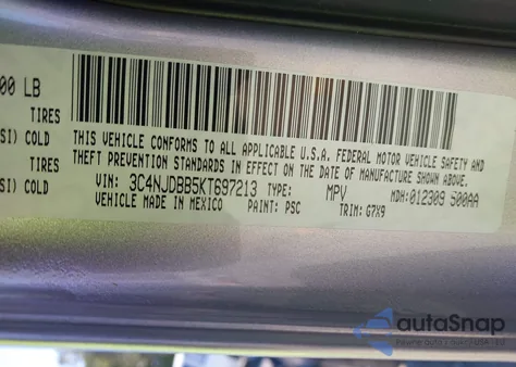 2019 Jeep Compass Altitude 4X4 z USA, uszkodzony, nr VIN 3C4NJDBB5KT697213